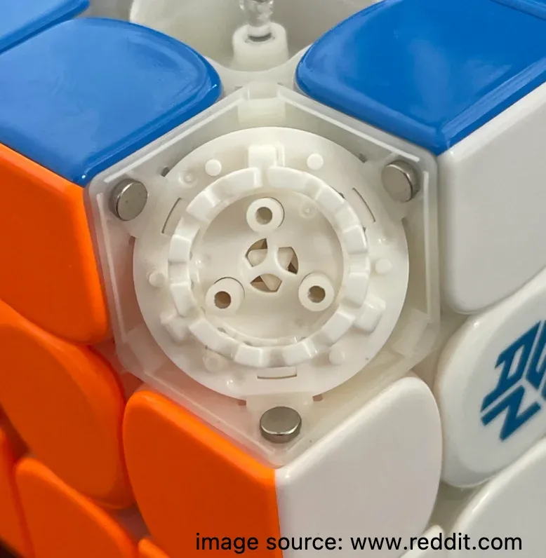 magnetic-rubiks-cube-1